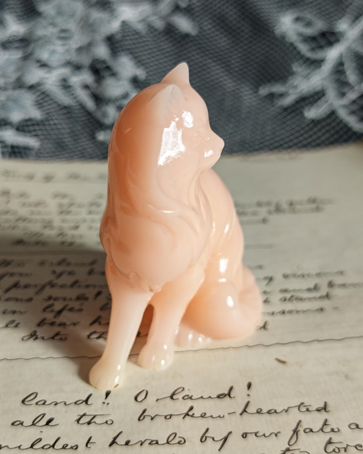 Rare Franklin Mint Pink Alabaster Cat | Curio Cabinet Cats Figurine c1990