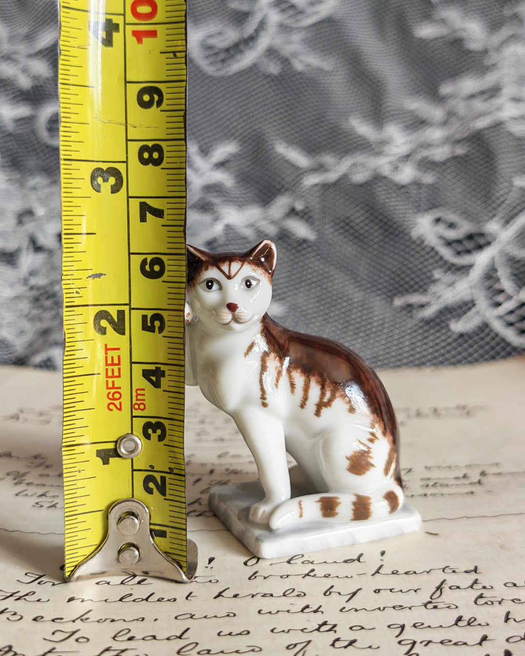 Vintage Franklin Mint German Style Cat 1988 | Curio Cabinet Cats Figurine