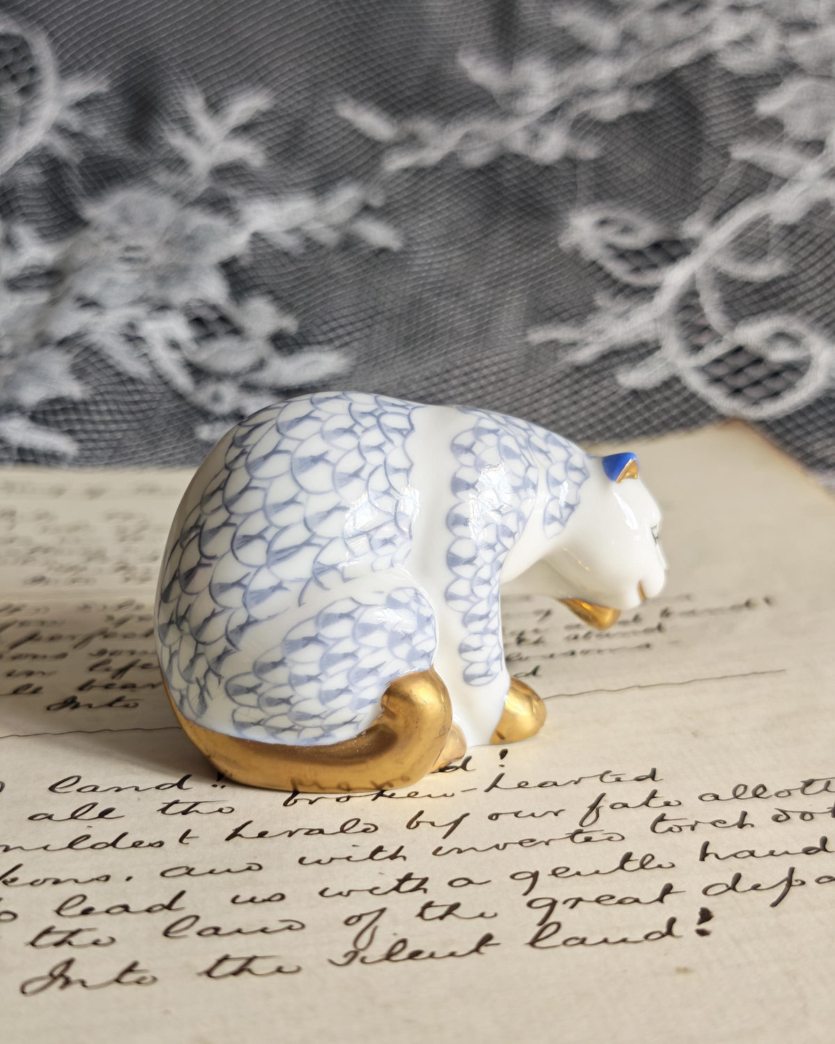 Franklin Mint Herend Cat 1988 | Curio Cabinet Cats Porcelain Figurine Vintage