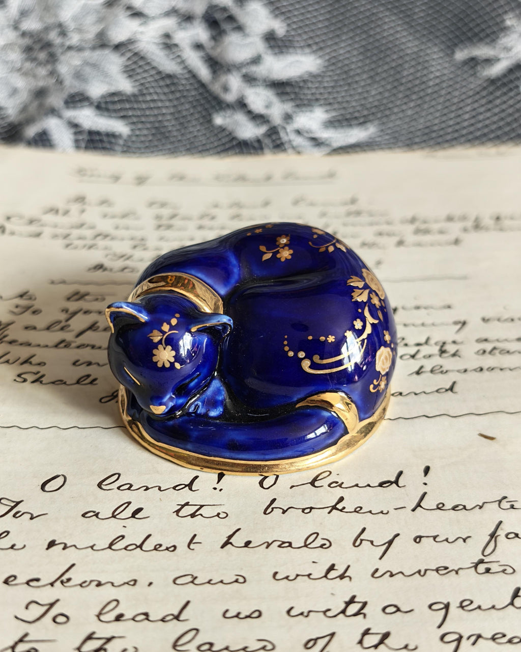 Rare Franklin Mint Limoges Cat | Curio Cabinet Cats Vintage Figurine c1990