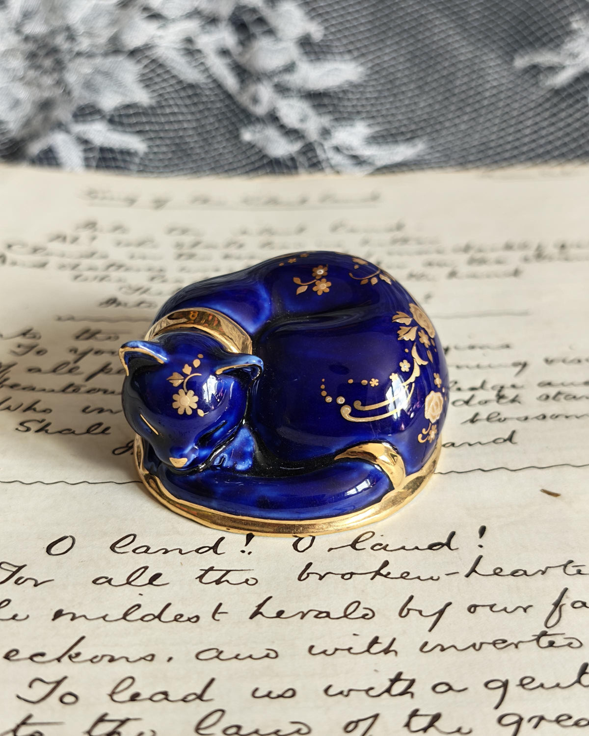 Rare Franklin Mint Limoges Cat | Curio Cabinet Cats Vintage Figurine c1990