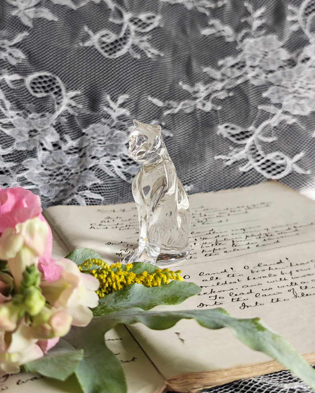 Vintage Franklin Mint Crystal Clear Cat | Curio Cabinet Cats Glass Figurine