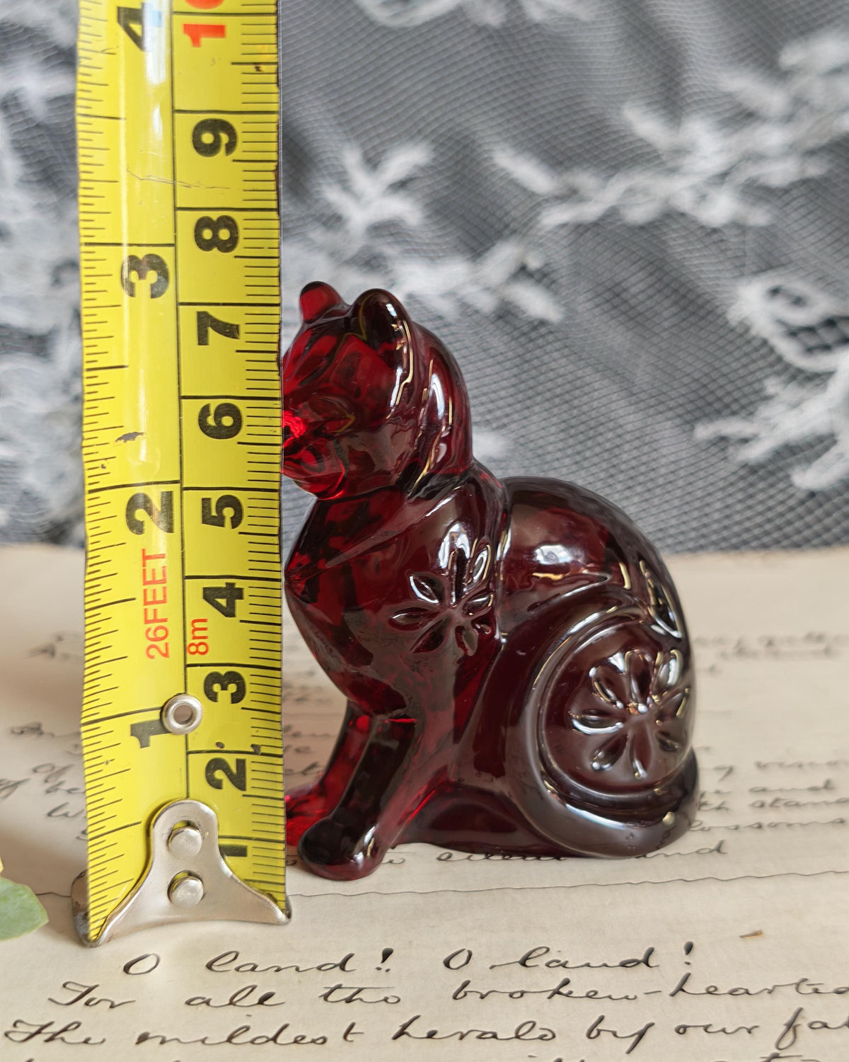 Rare Franklin Mint Ruby Glass Cat | Curio Cabinet Cats Figurine c1990