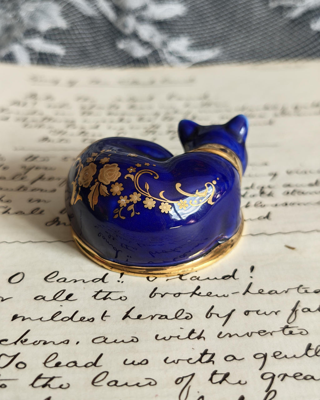 Rare Franklin Mint Limoges Cat | Curio Cabinet Cats Vintage Figurine c1990