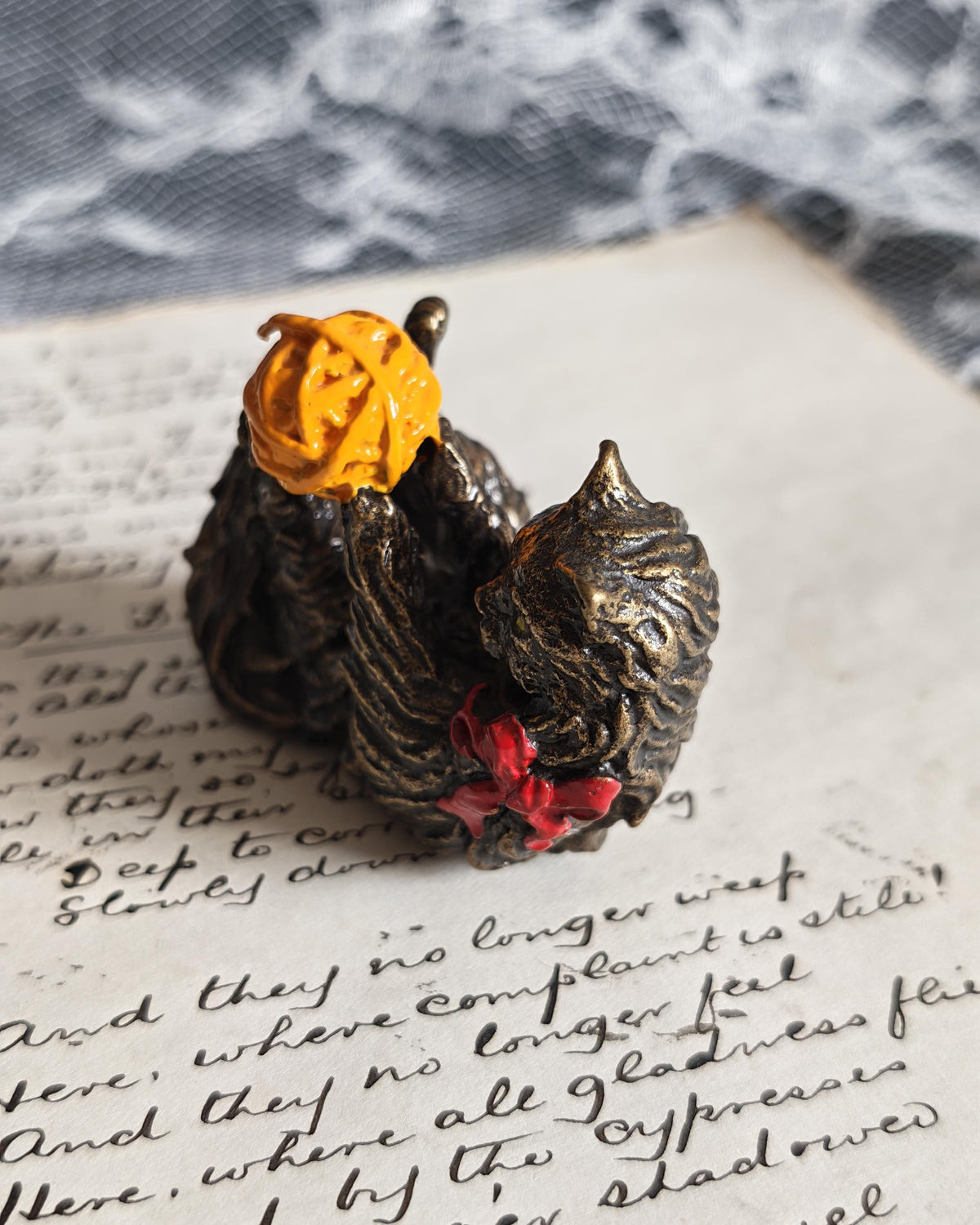 Franklin Mint Vienna Bronze Cat 1988 | Curio Cabinet Cats Figurine