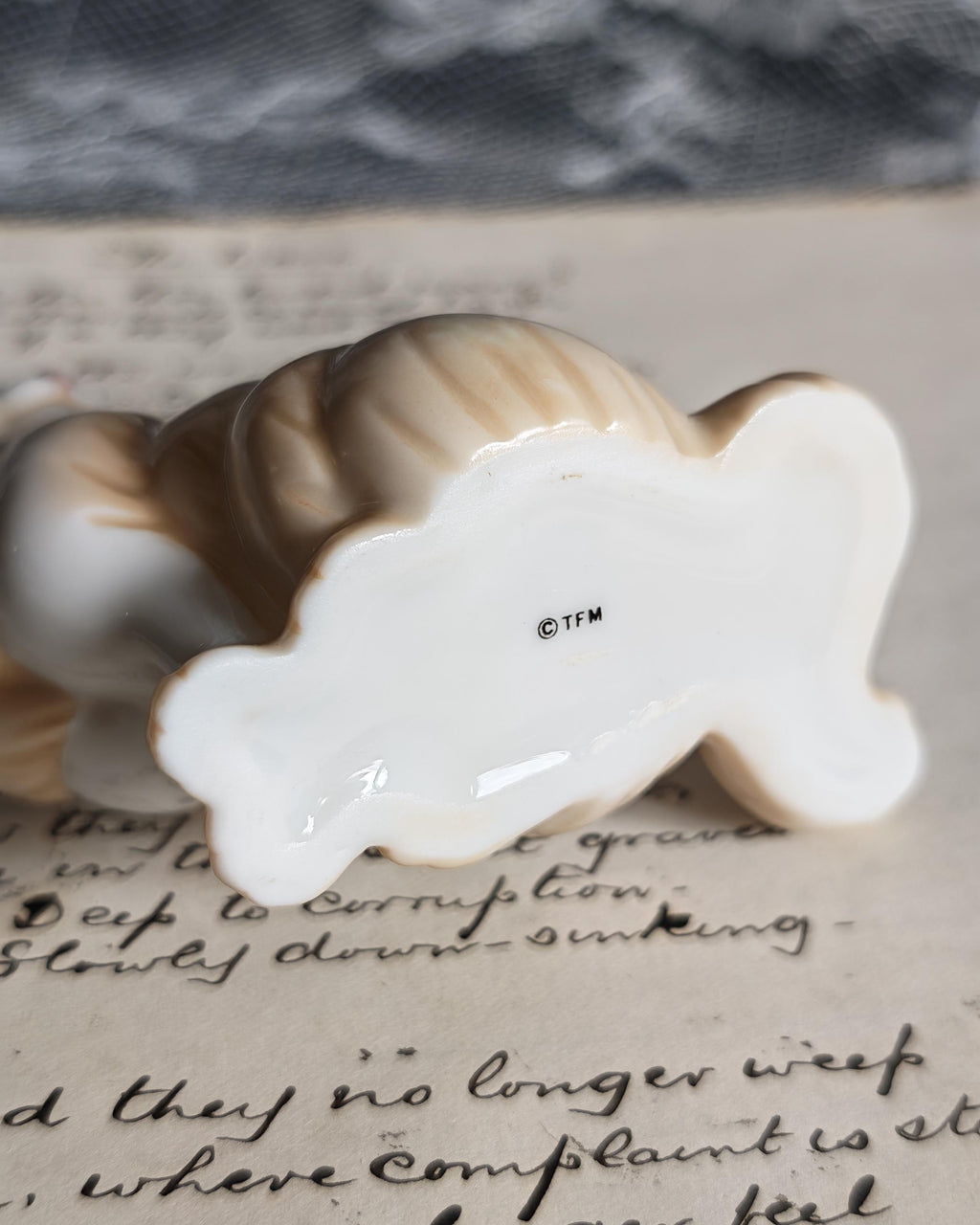 Rare Franklin Mint Belleek Style Cat | Curio Cabinet Cats c1990