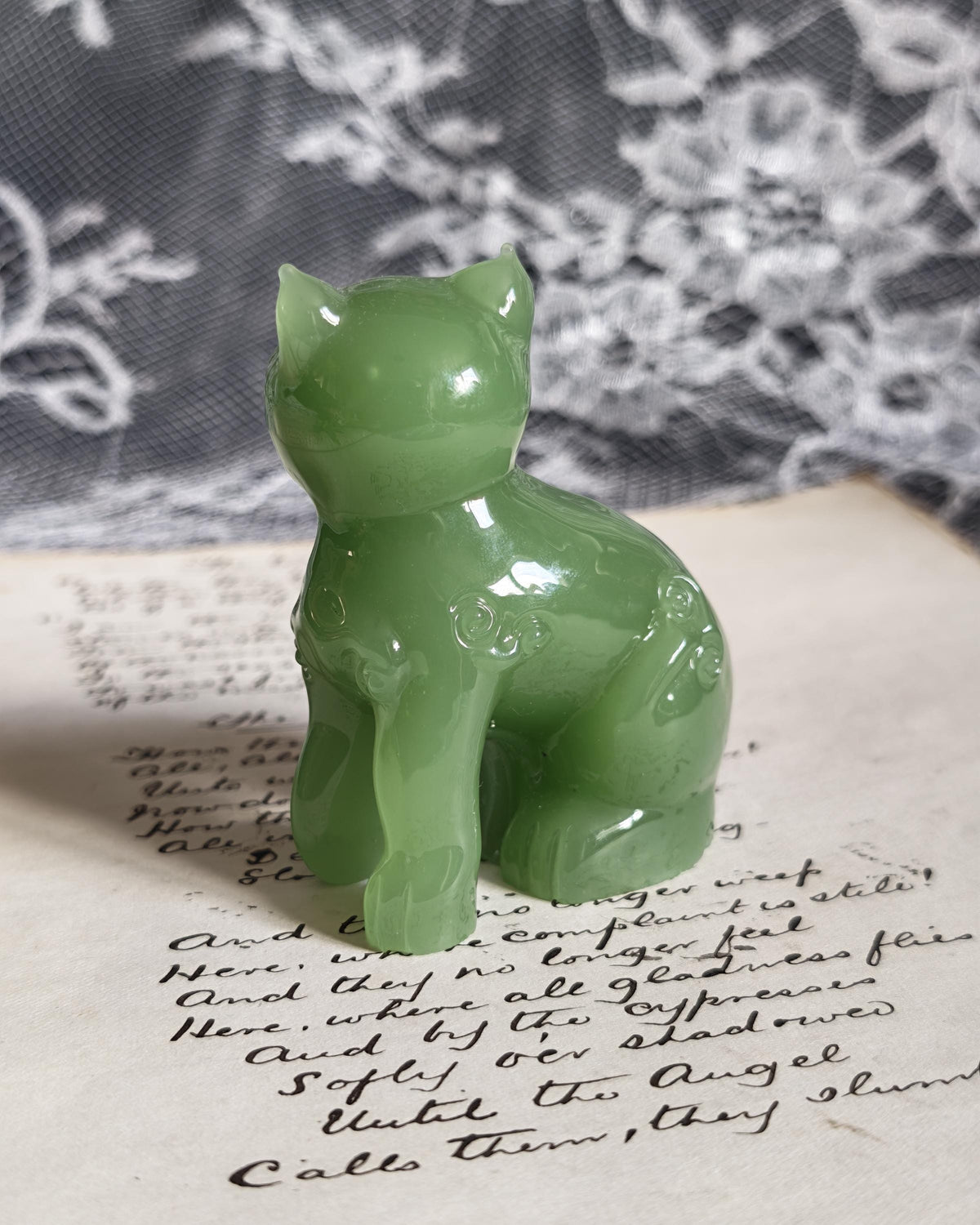 Vintage Franklin Mint Ch’ing Dynasty Cat | Curio Cabinet Cats Green Glass