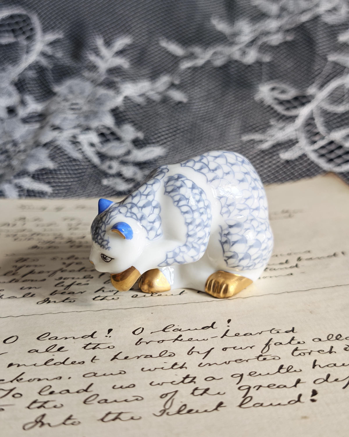 Franklin Mint Herend Cat 1988 | Curio Cabinet Cats Porcelain Figurine Vintage