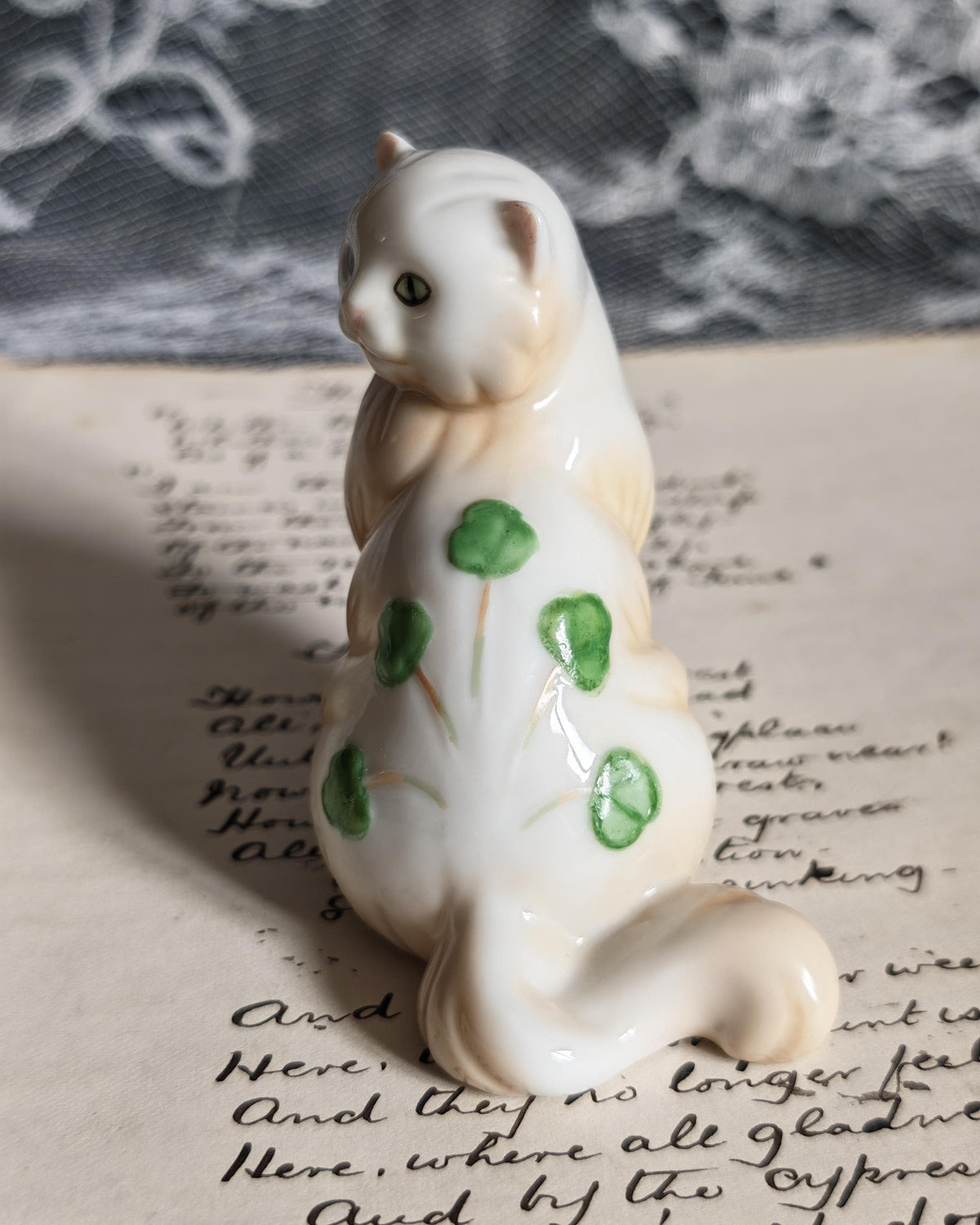 Rare Franklin Mint Belleek Style Cat | Curio Cabinet Cats c1990