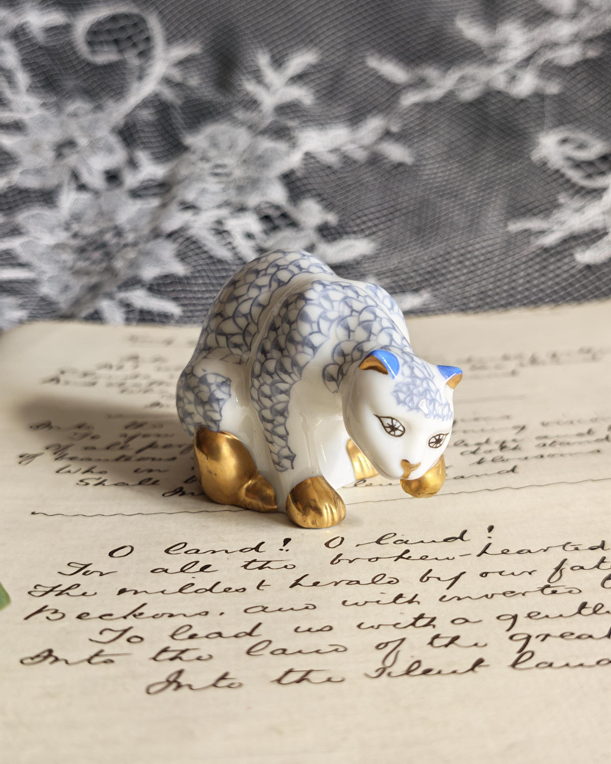 Franklin Mint Herend Cat 1988 | Curio Cabinet Cats Porcelain Figurine Vintage