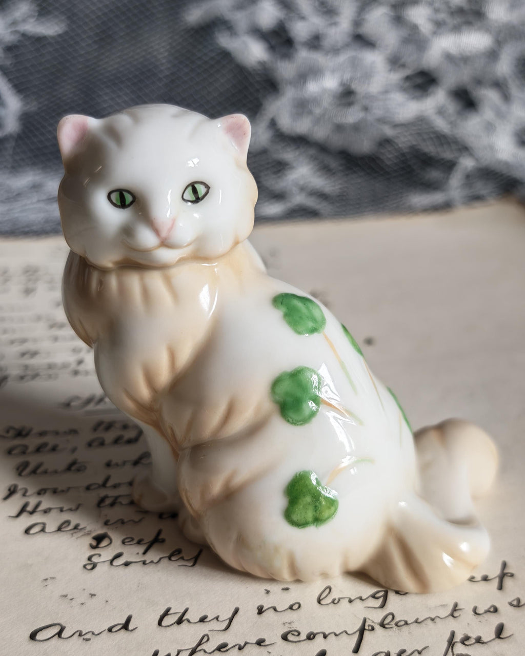 Rare Franklin Mint Belleek Style Cat | Curio Cabinet Cats c1990