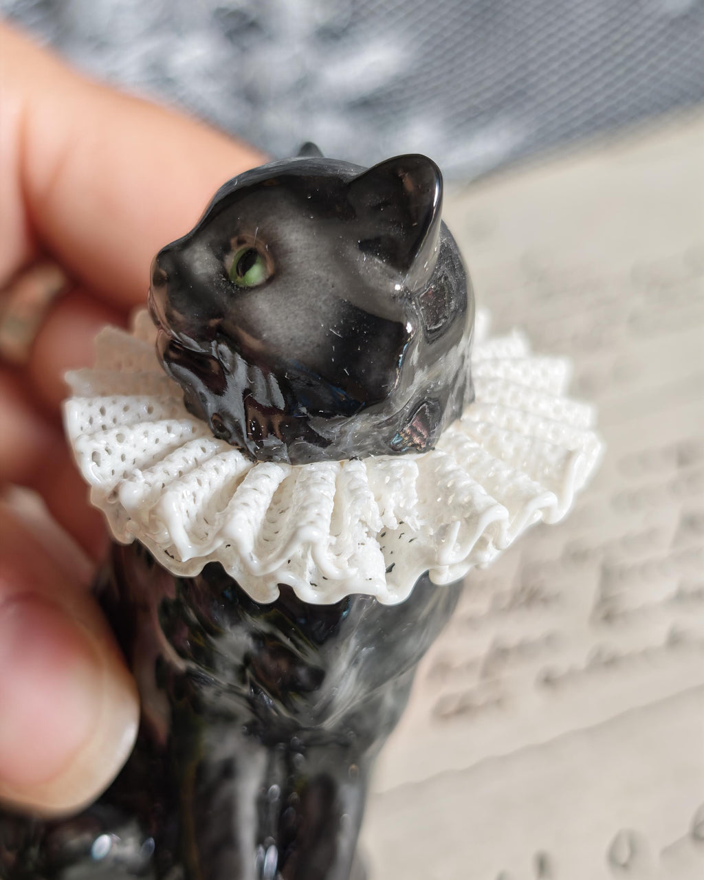 Franklin Mint Porcelain Lace Cat | Curio Cabinet Cats Vintage Figurine Rare