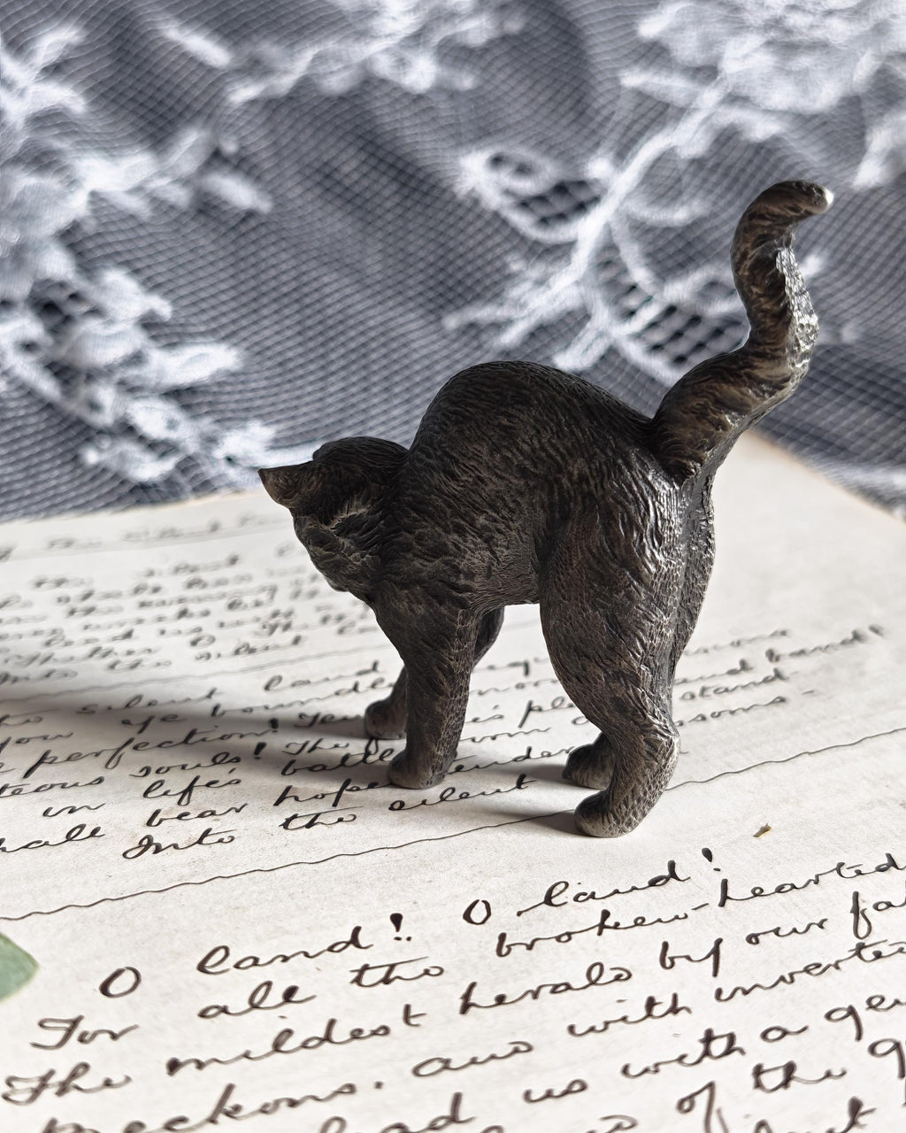 Franklin Mint Colonial Pewter Cat 1988 | Curio Cabinet Cats Figurine