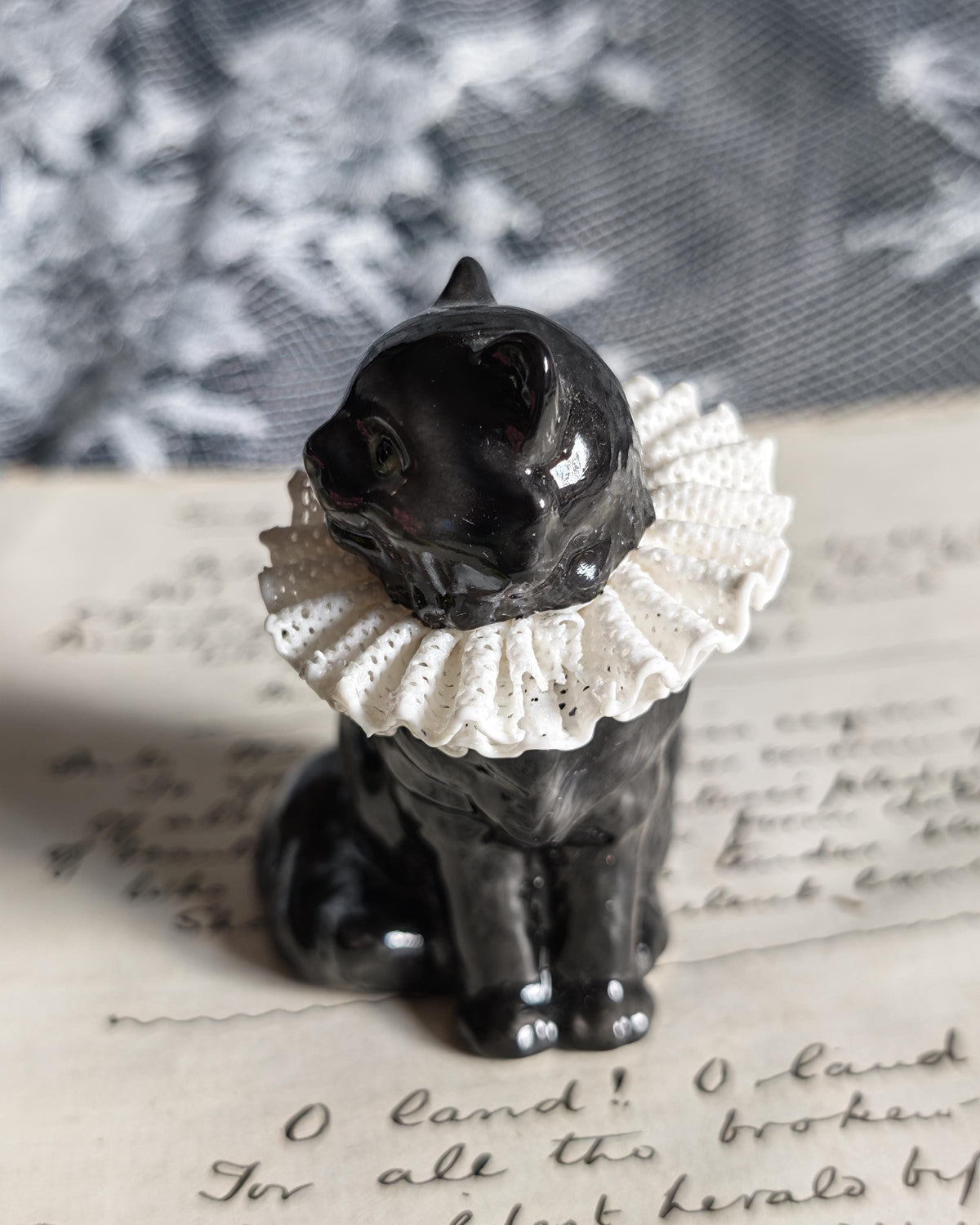 Franklin Mint Porcelain Lace Cat | Curio Cabinet Cats Vintage Figurine Rare