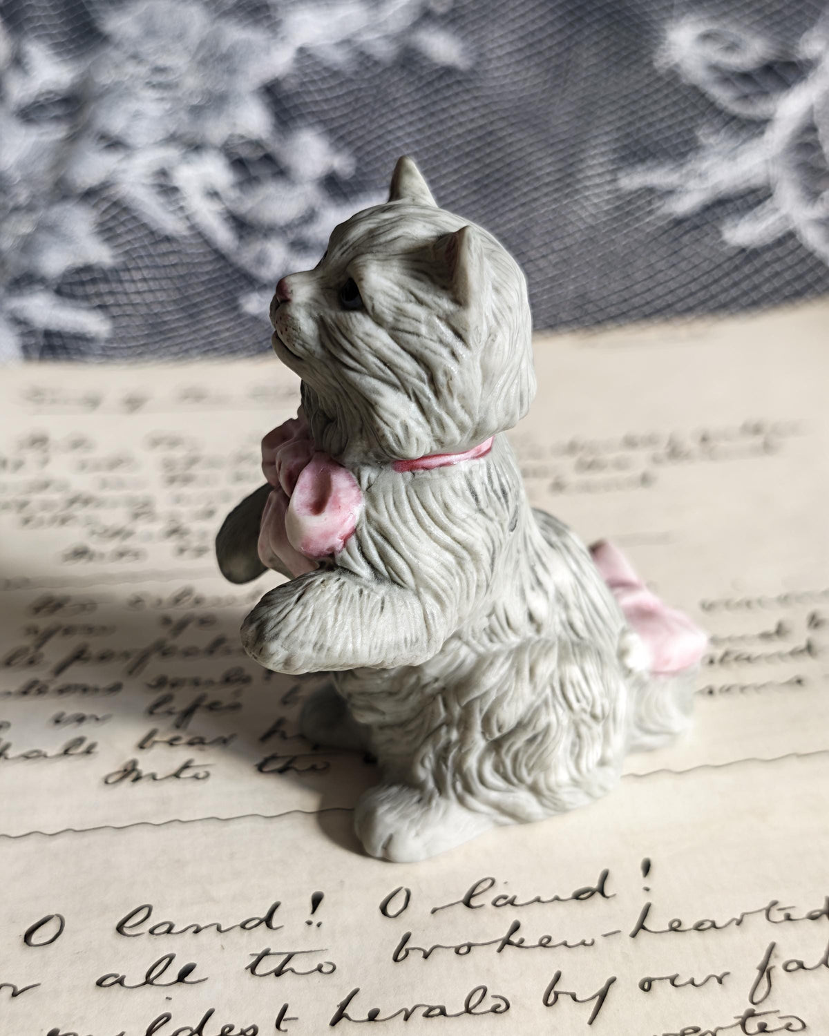 Vintage Franklin Mint Cybis Cat | Curio Cabinet Cats Porcelain Figurine