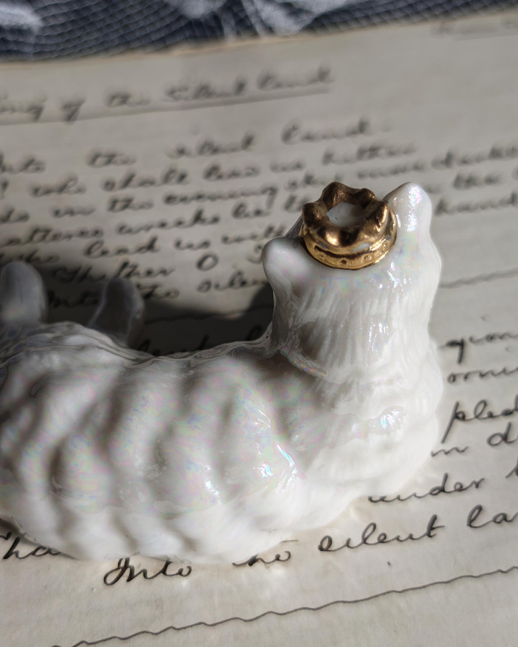 Vintage Franklin Mint Lustre Glaze Curio Cabinet Cat | Crowned Persian Cat c1990